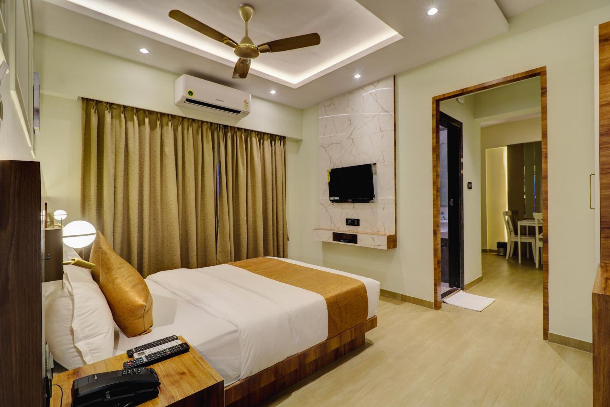 Home2 Studio Apartments Mumbai  Buitenkant foto