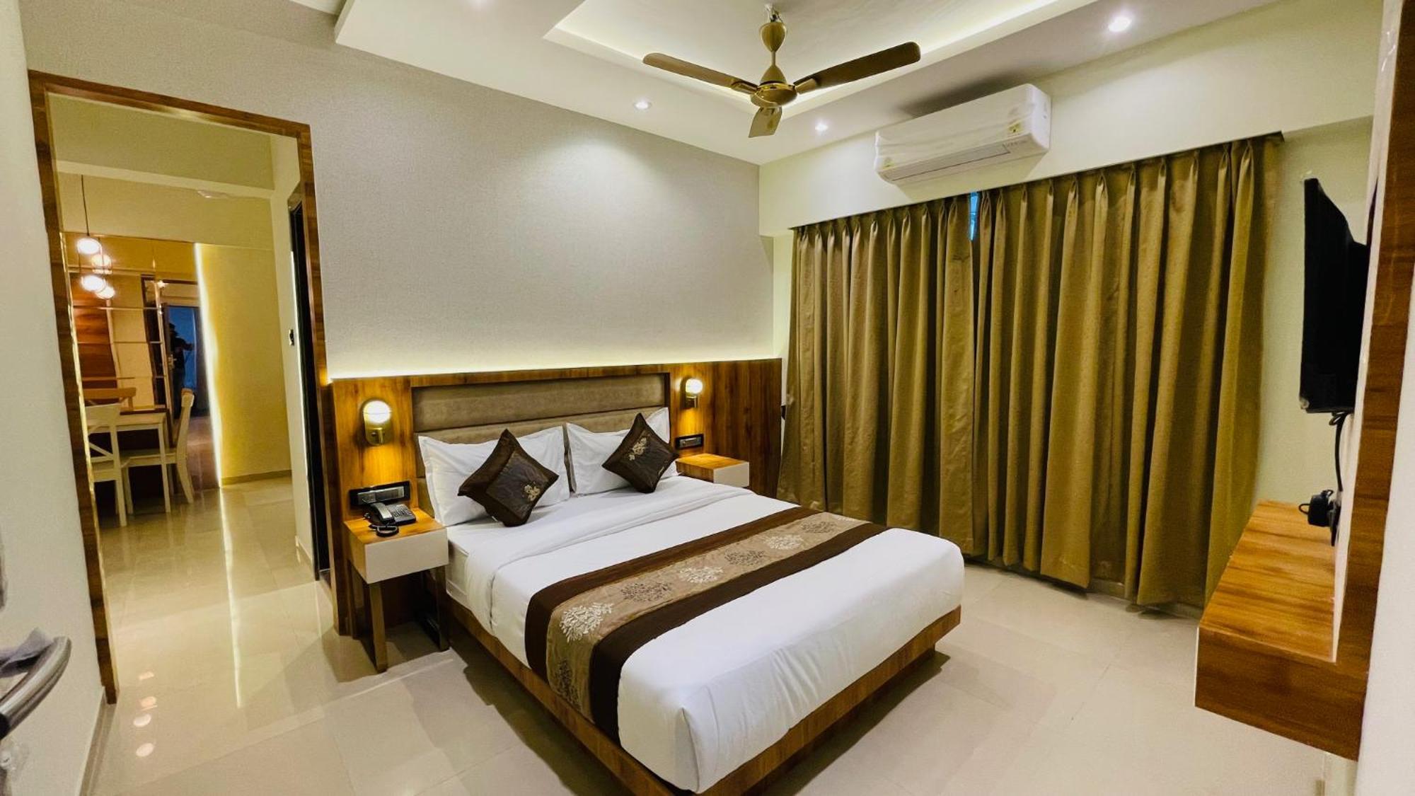 Home2 Studio Apartments Mumbai  Buitenkant foto