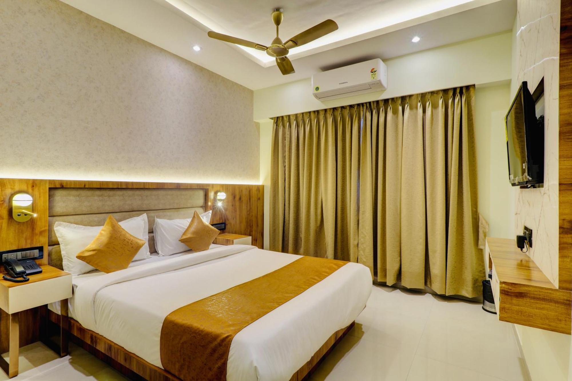 Home2 Studio Apartments Mumbai  Buitenkant foto
